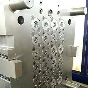 热流道胚管模具